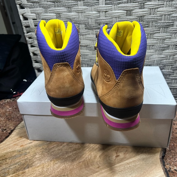 Timberland Women's Beige Euro Hiker Waterproof Boots 14 - Picture 3 of 10